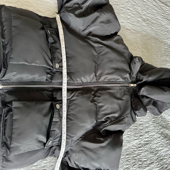 Toast Society Pluto Puffer Jacket In Black - Picture 11 of 16